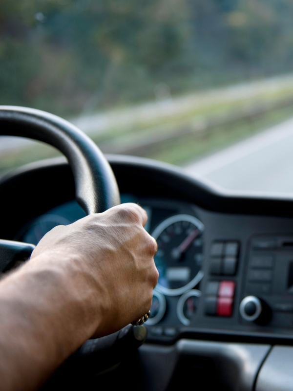 Servicio de taxi 24 horas en Comillas